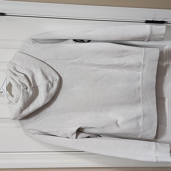 American Eagle Outfitters Pullover - Picture 7 of 7